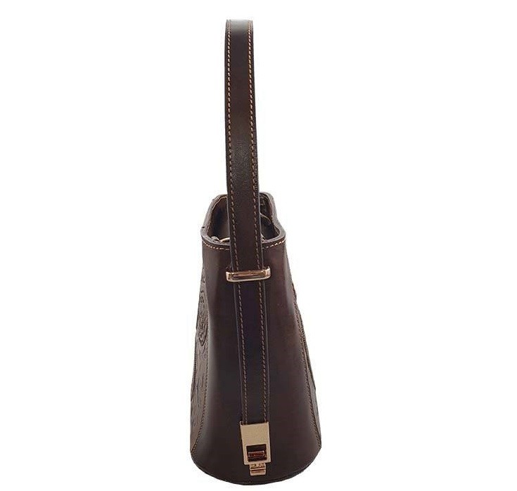 حقيبة كتف بوهيمية من الجلد المدبوغ مصنوعة يدويًا – تيرمه