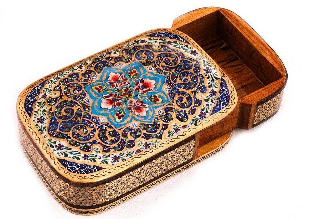 صندوق تخزين بطاقات اللعب الخشبي الإيراني – خاتم مزخرف بجنة