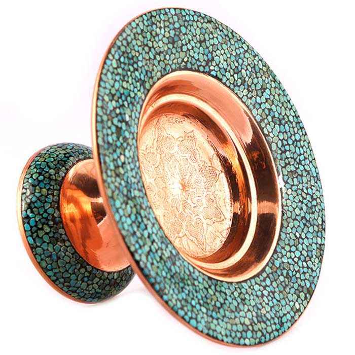 طبق حلوى إيراني مطعّم بالفيروز موديل جهران