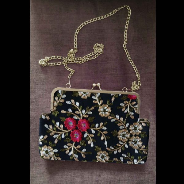 حقيبة يد صغيرة مطرزة بنمط الأزهار - تبسم