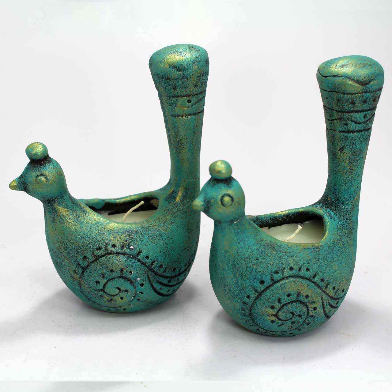 شمعدان فخار مصنوع يدوياً بأناقة حرفية طاووس