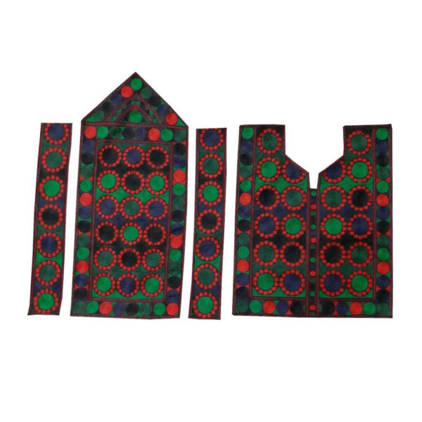 لوحة فستان بلوشية مطرزة يدوياً - كلاسيكي