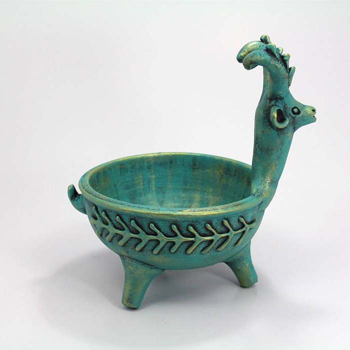 وعاء حلوى فخاري زينة موديل عنزة