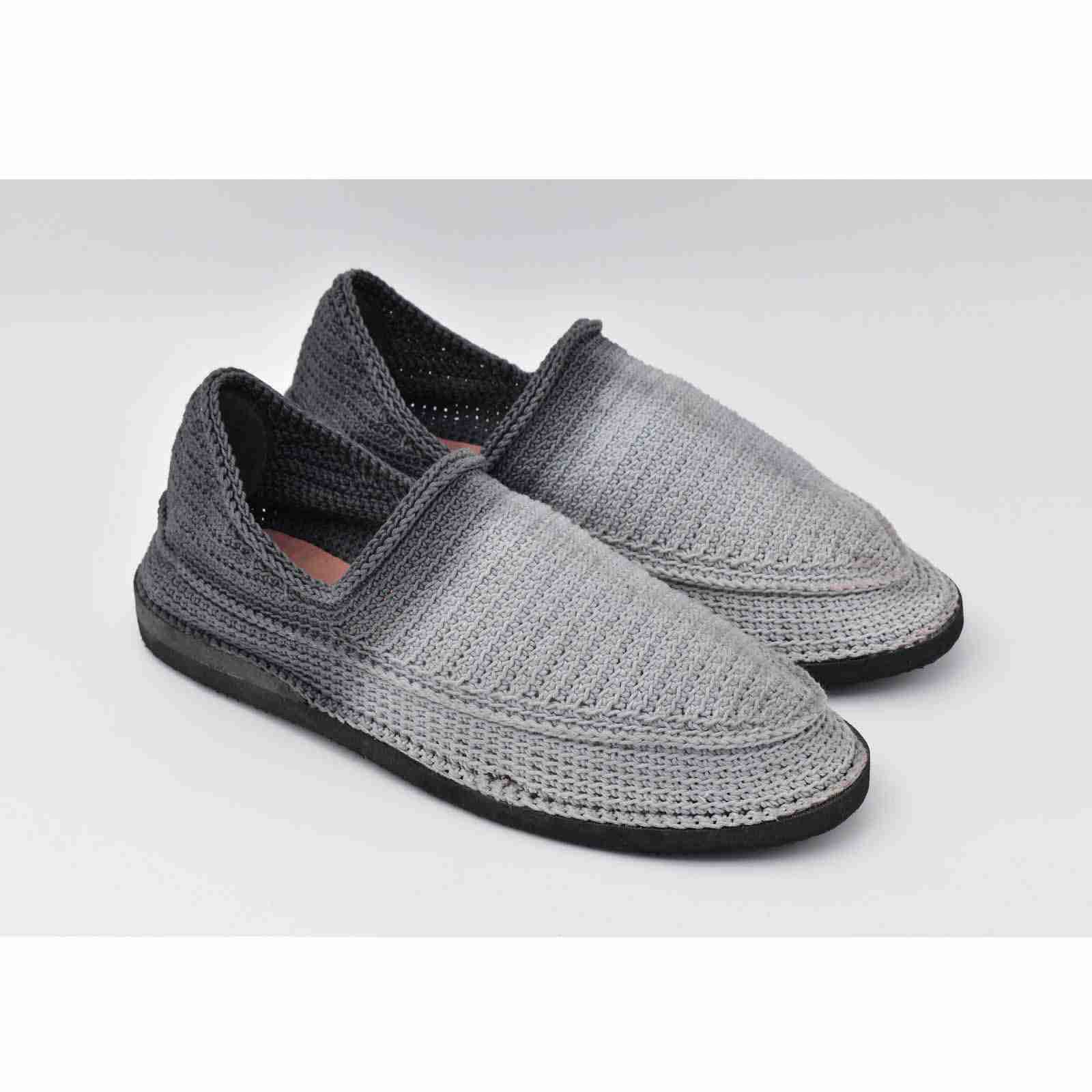 حذاء جيوة الإيراني – أحذية يدوية الصنع وقابلة للتنفس بتصميم شاب