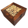 صندوق خشبي لهدايا مع نمط مستوحى من إيران