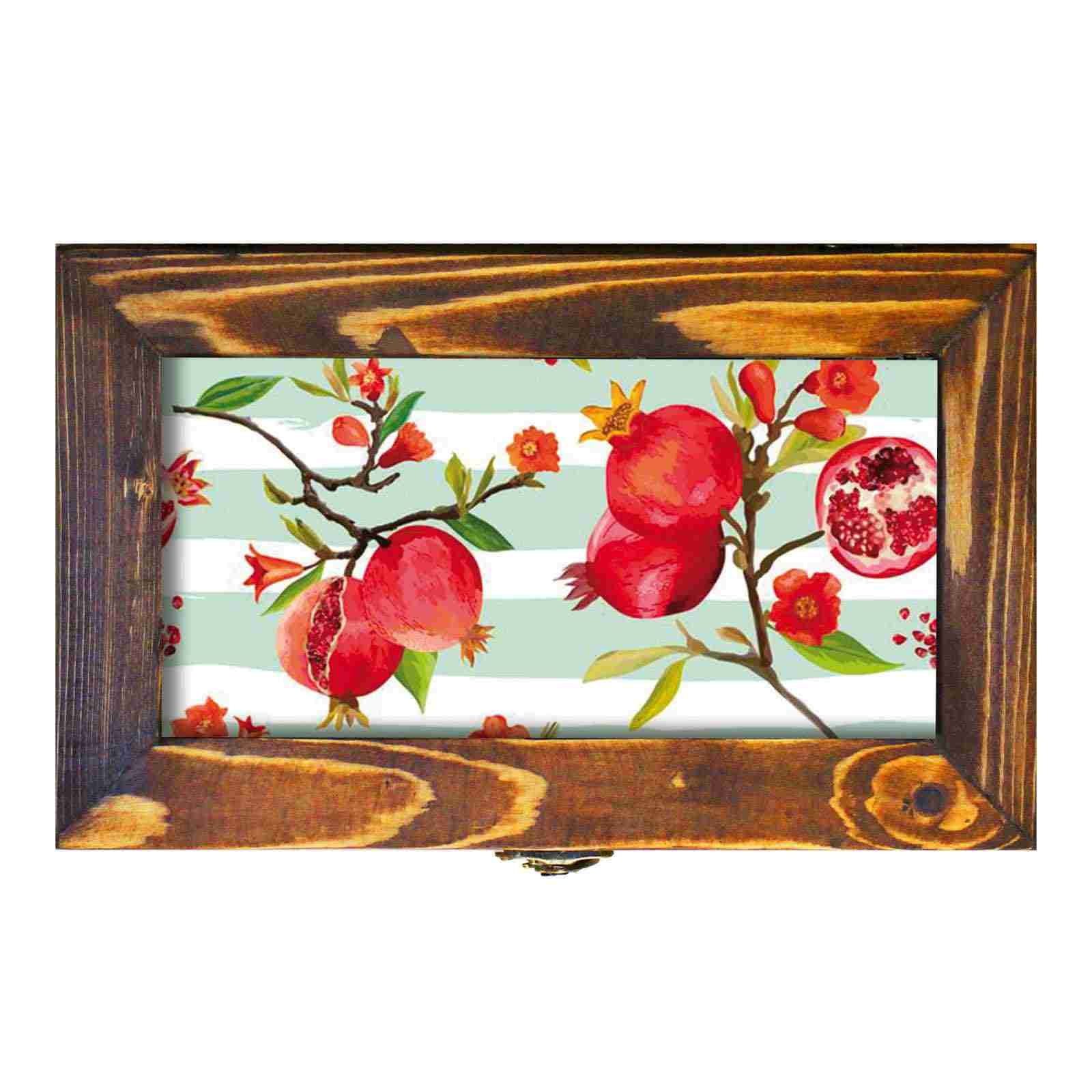 صندوق خشبي لهدايا مع نمط مستوحى من إيران ورمان