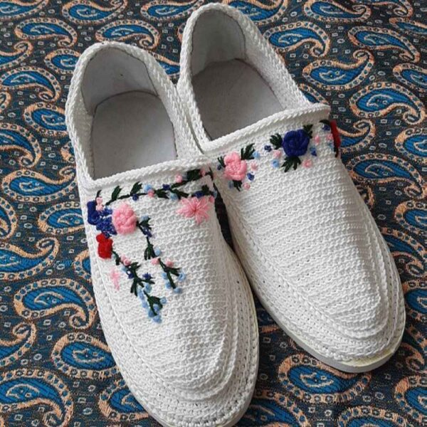 حذاء جيوة الإيراني - أحذية يدوية الصنع وقابلة للتنفس بتصميم لاله