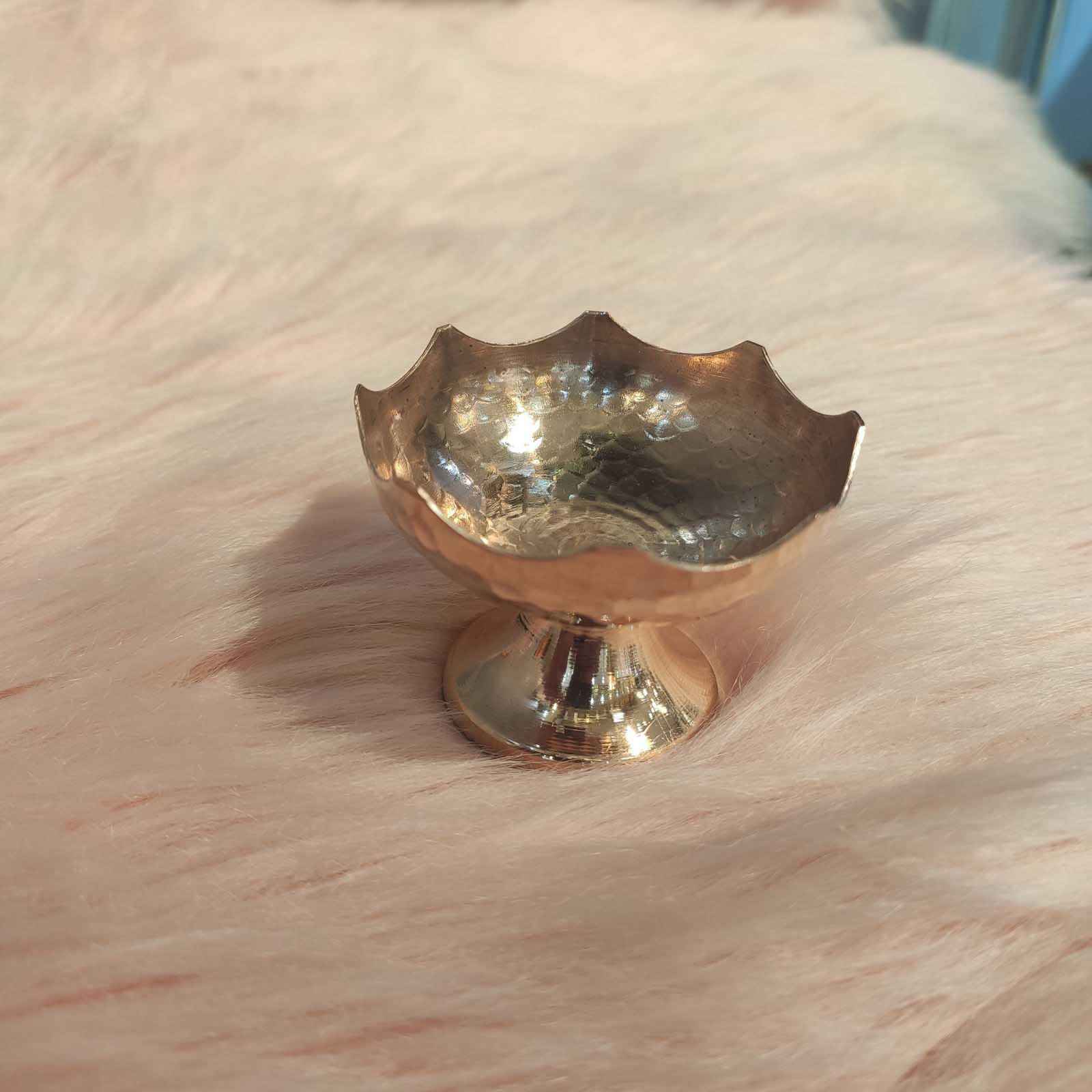 مجموعة أنيقة من النحاس للسبعة لنوروز السنة الإيرانية الجديدة نگين