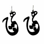 أقراط أكريليك إيرانية بخط “حیچ”