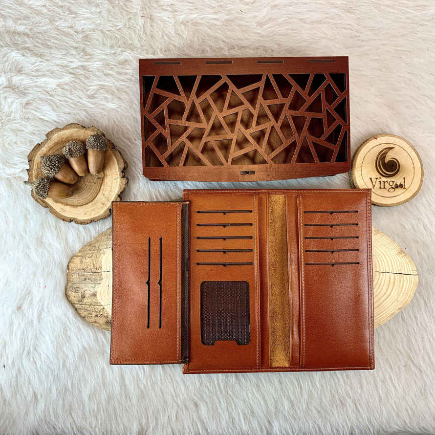 محفظة جلد إيرانية طويلة بتصميم عشق