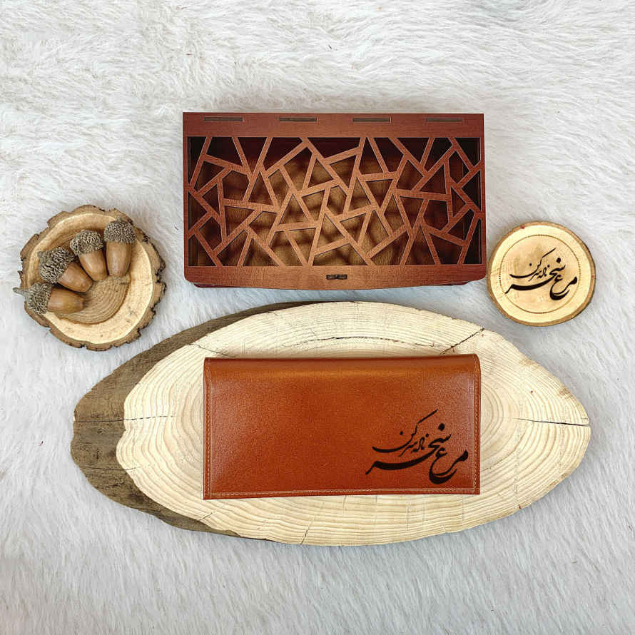 محفظة جلد إيرانية طويلة بتصميم فراز