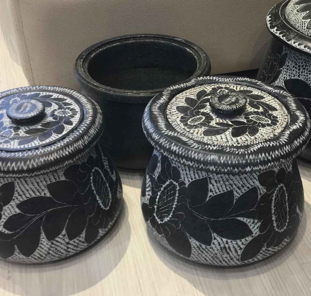 وعاء الديزي الإيراني من الحجر مع غطاء لطهي التشريب – فارنا