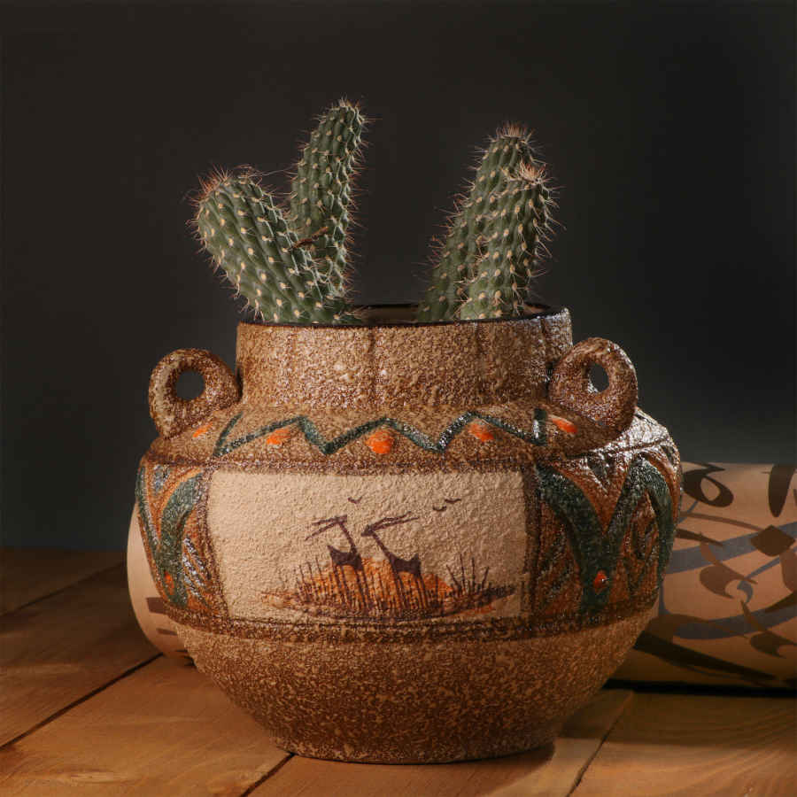 إناء فخاري إيراني زخرفي بنقش فني مرسوم يدويًا – نهال