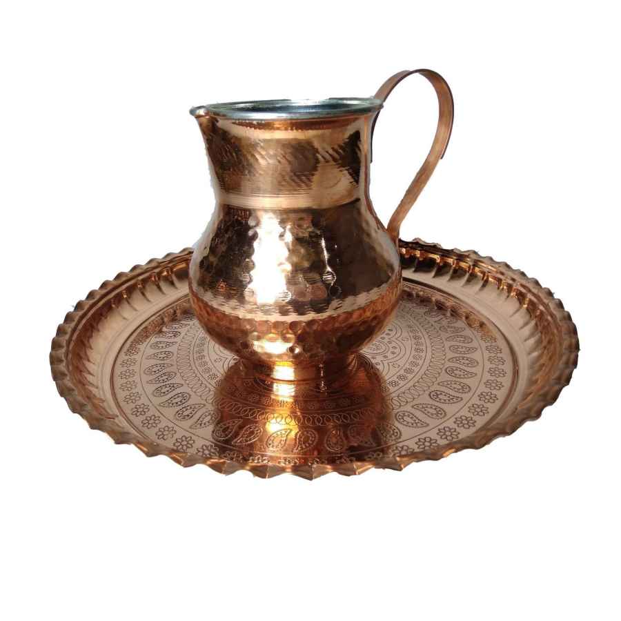 مجموعة من 8 أكواب نحاس إيراني مصنوعة يدويًا بمقابض للمشروبات الباردة – مطرزة بطريقة لاله