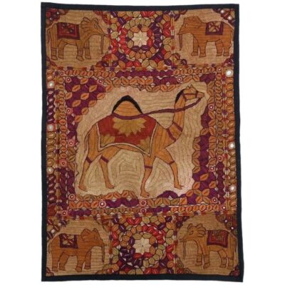 سجادة طاولة مطرزة يدويًا، طراز غاب