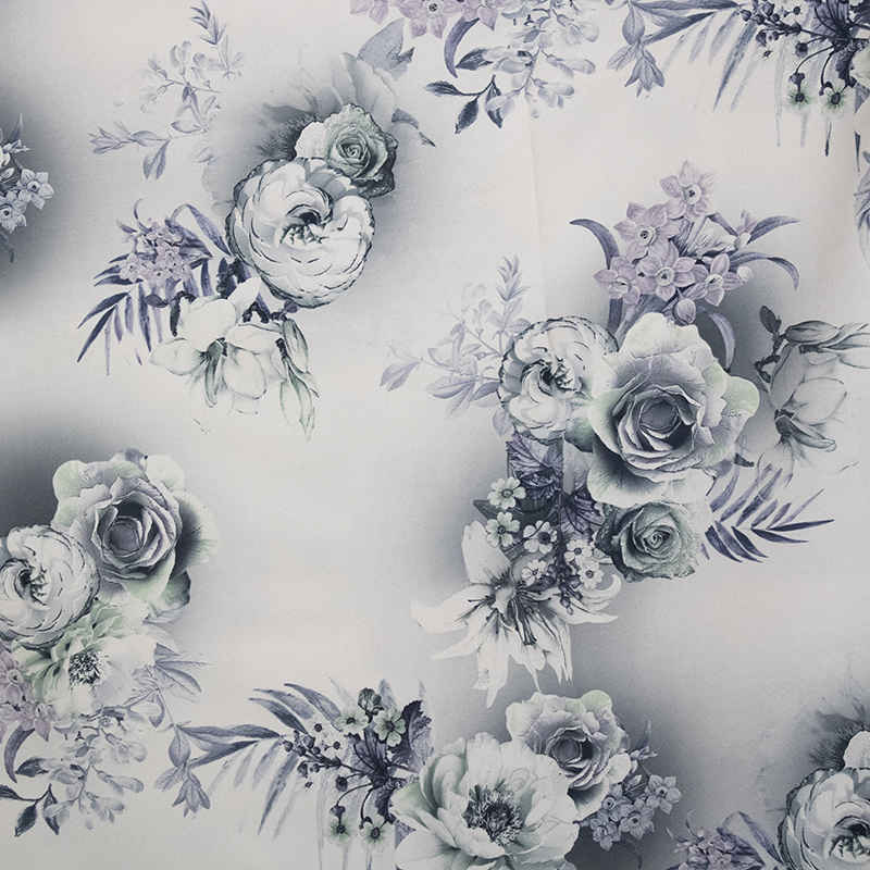 الشادر الإيراني للنساء – ملون، مثالي للاستخدام اليومي والصلاة، زهور بنفسجية