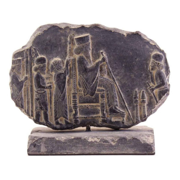 تمثال أسطوري لمحكمة كوروش: ملك إيراني كبير