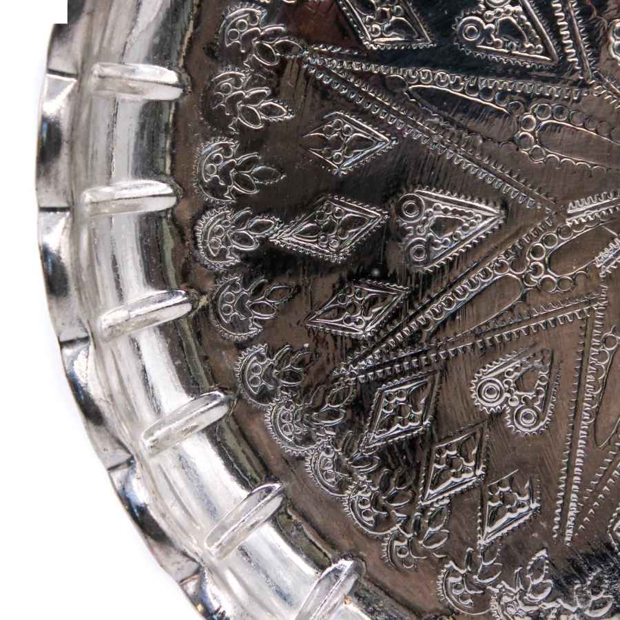 صينية تقديم نحاسية إيرانية مطروقة تقليدياً نقره 34