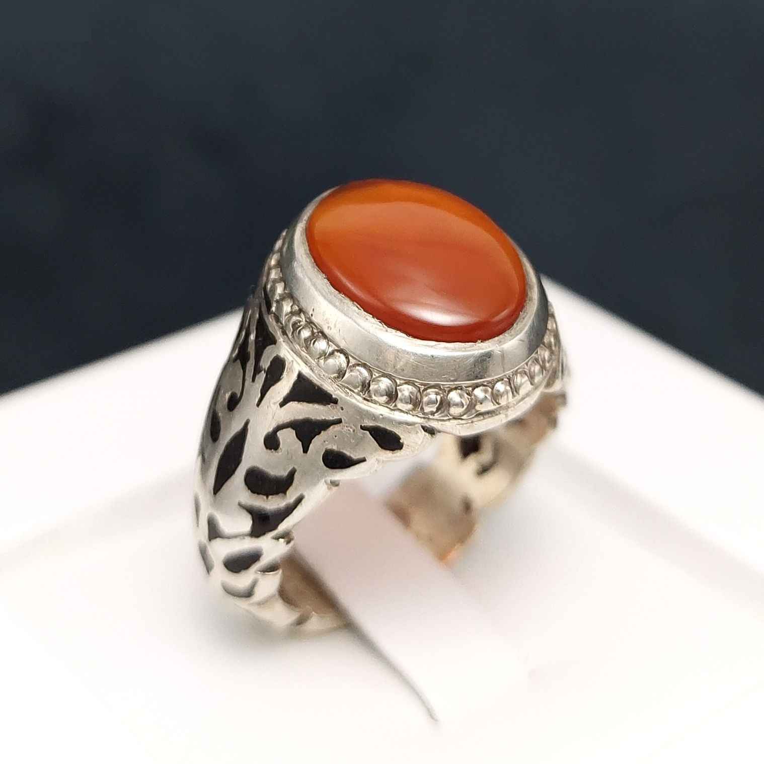 حلقة فضية إيرانية من العقيق اليمني للرجال – هاستي