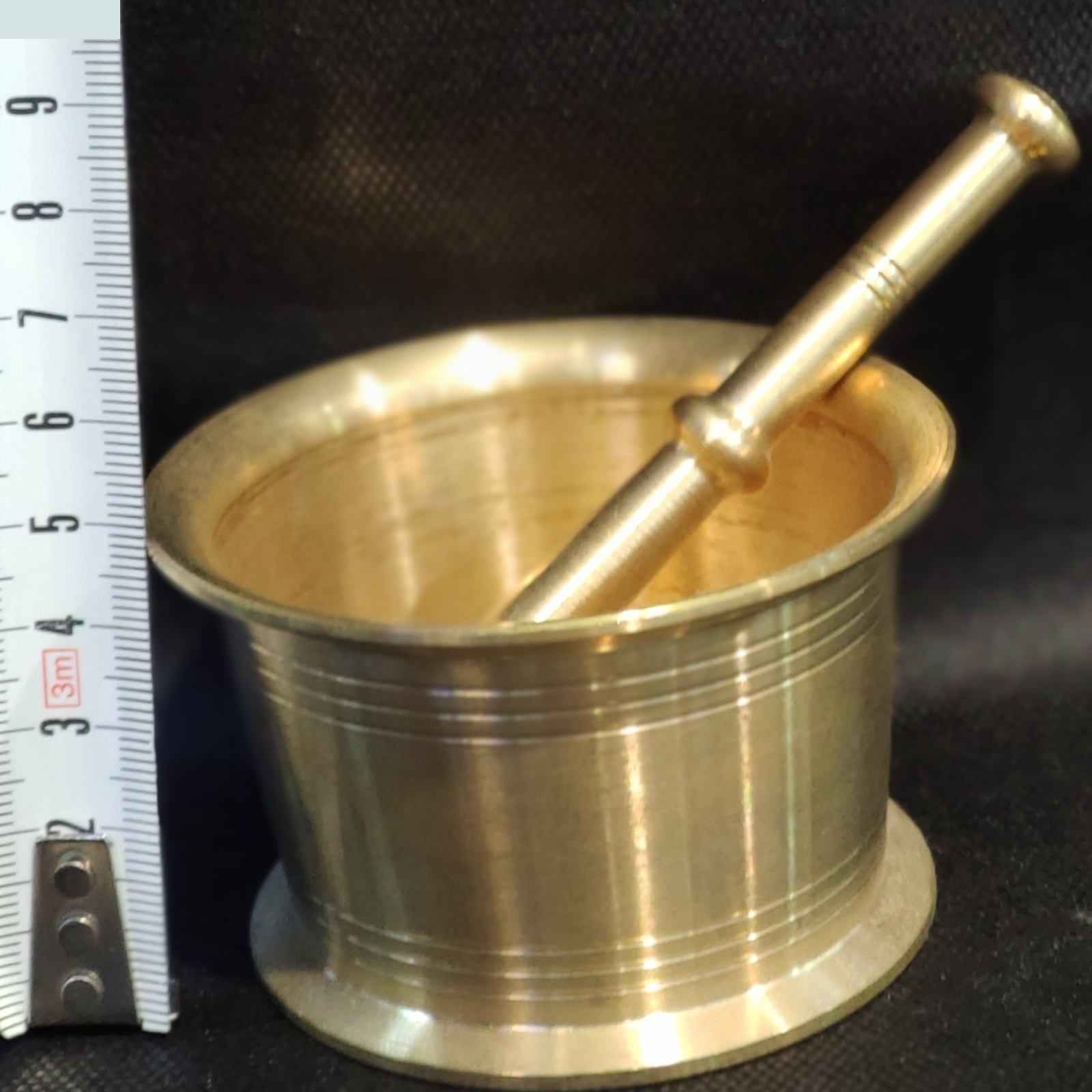 مجموعة مدق وهاون بنمط إيراني تقليدي، النمط سيغول