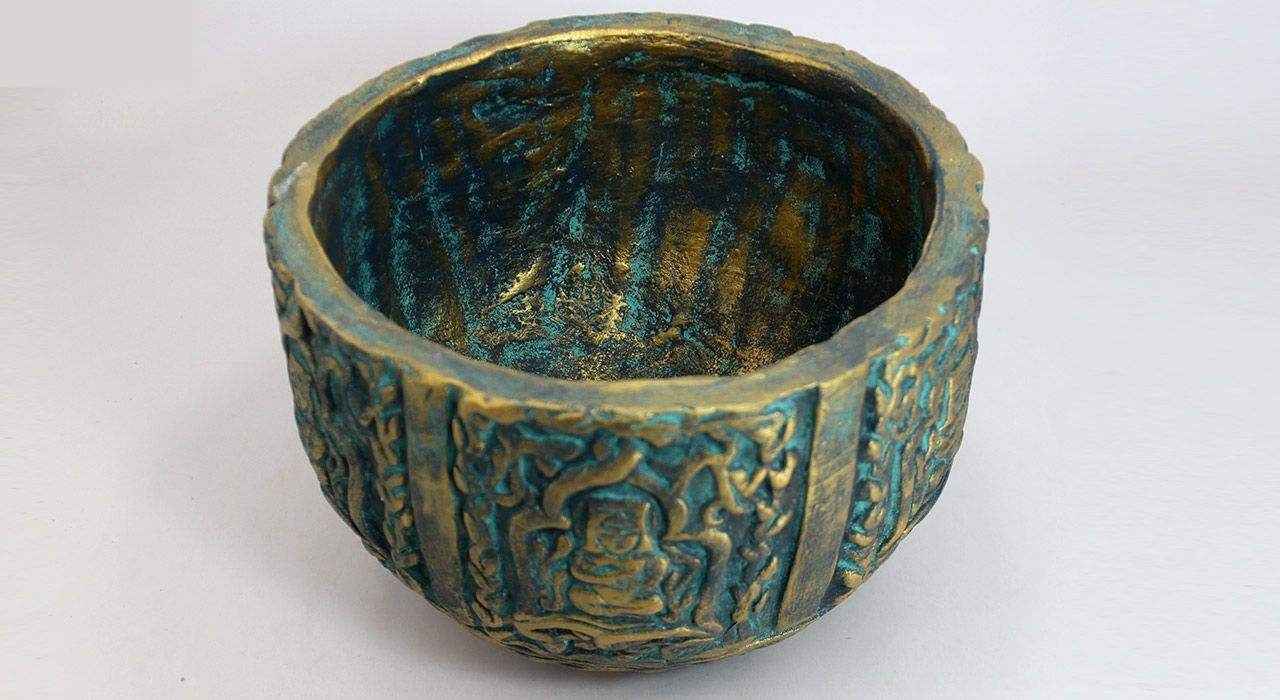 وعاء فخاري يدوي الصنع بنموذج دستنگر