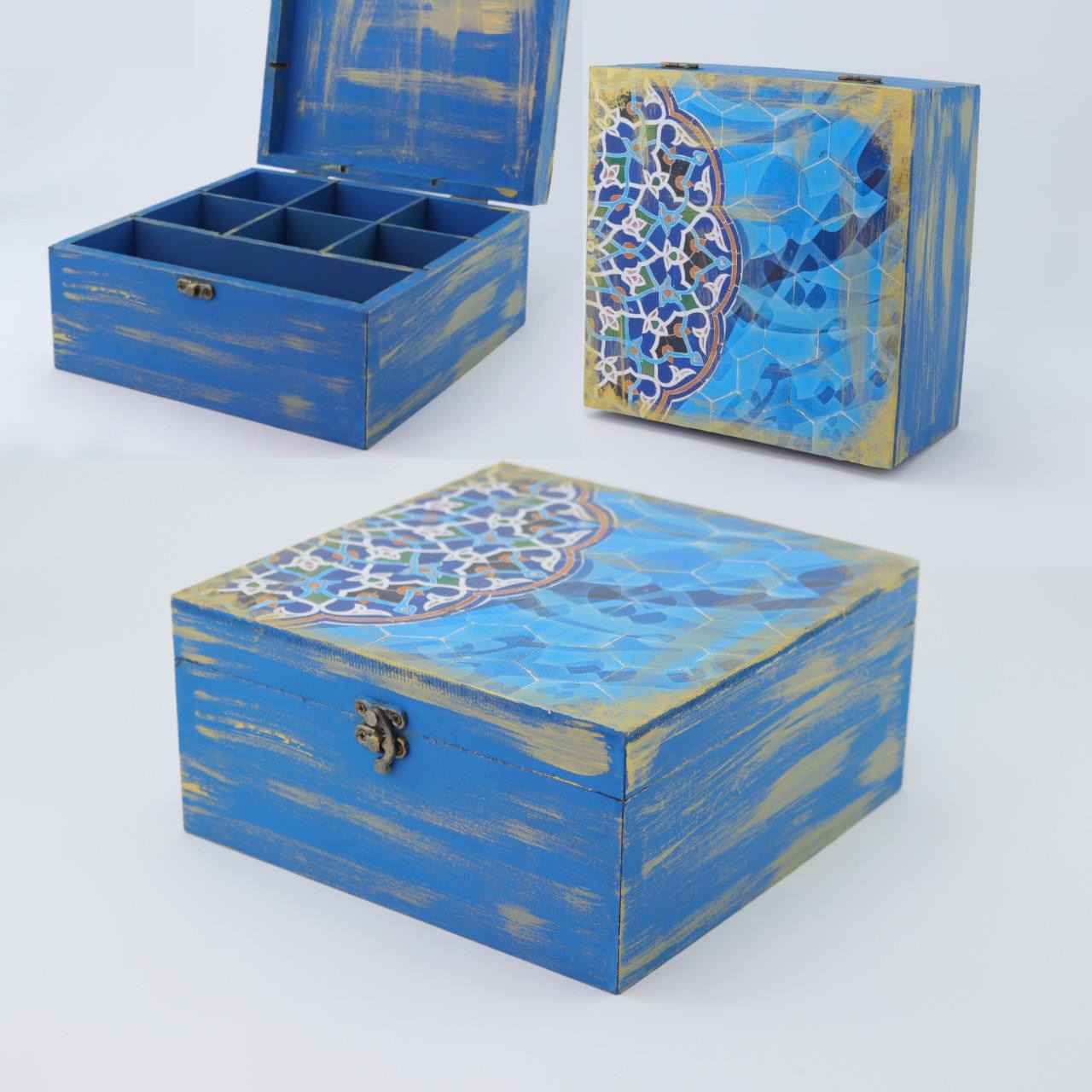 صندوق خشبي لهدايا مع نمط مستوحى من إيران وكاشيا