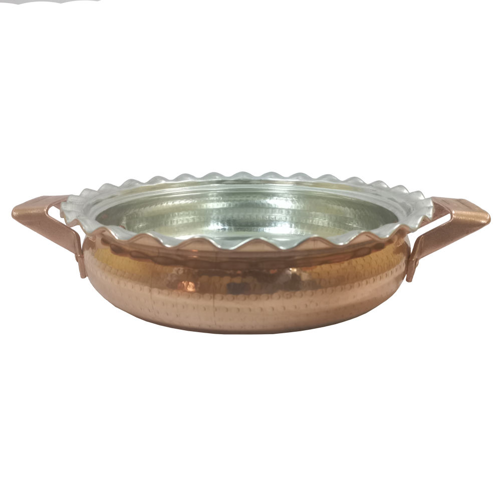 مقلاة نحاس إيرانية مع غطاء مصنوعة يدوياً بأسلوب تقليدي