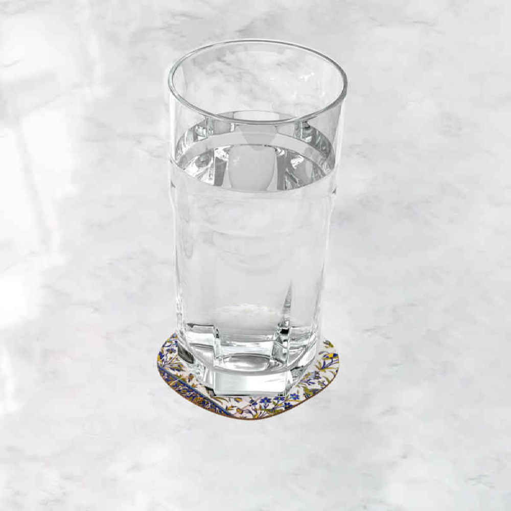 مجموعة كوسترات مع تصميم فني مستوحى من بلاط القاجار الفارسي