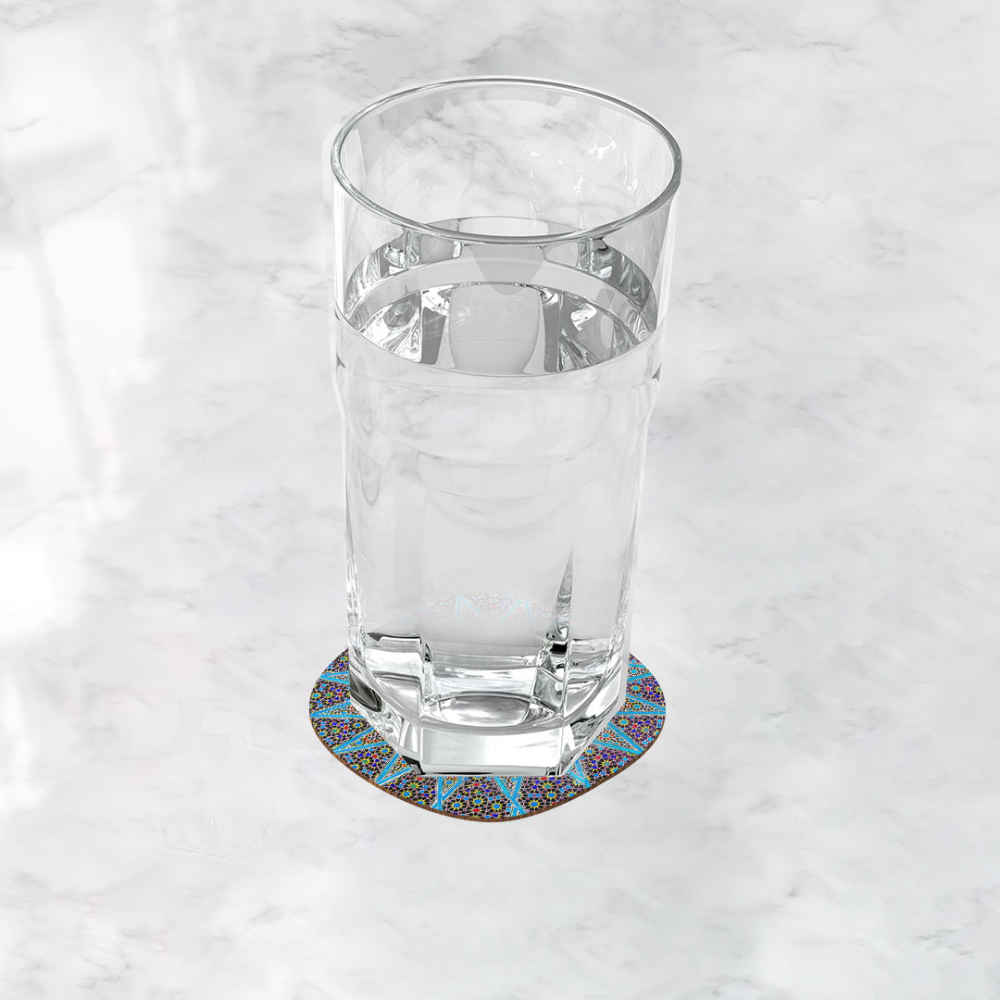 مجموعة كوسترات مع تصميم ماندالا فارسي مستوحى