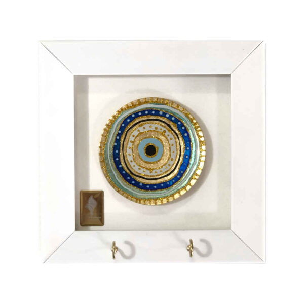 حامل مفاتيح جداري خشبي مزخرف بتصميم عين الحسد ٢