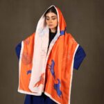 وشاح إيراني مطبوع من الحرير مزدوج الوجهين بنقش خط فني قصيدة رومي