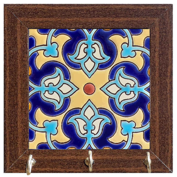 حامل مفاتيح جداري سيراميكي - بإطار خشبي وتصميم موديل بلاط