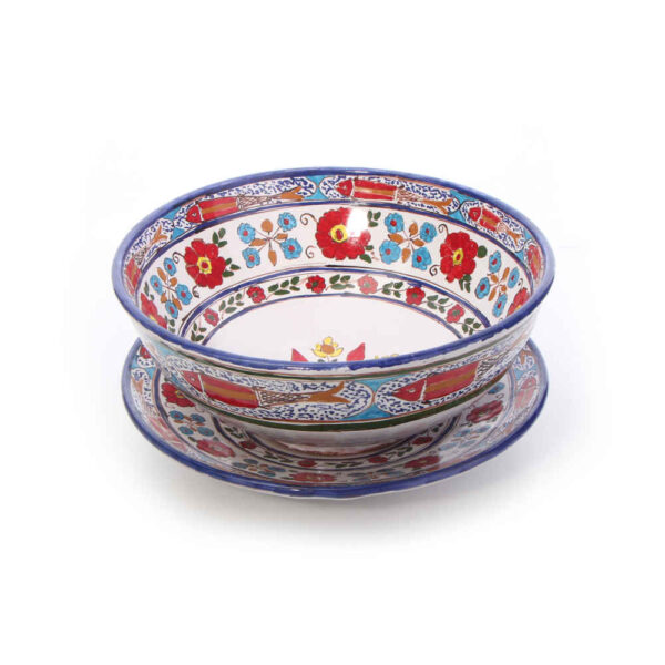 وعاء فخاري يدوي الصنع بنموذج مينا