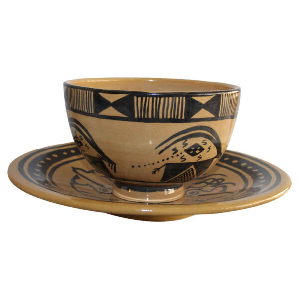 صحن ووعاء فخاري يدوي الصنع بنموذج باستاني