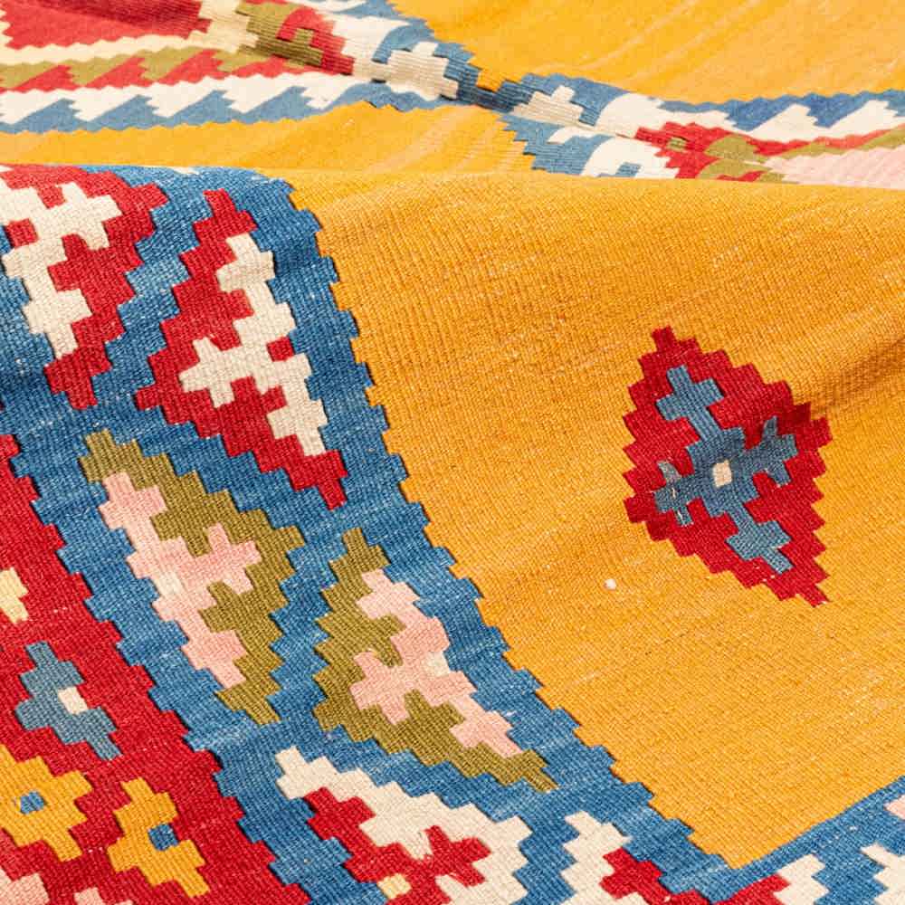 سجاد كليم إيراني من الصوف، منسوج يدويًا في فارس بالنمط التقليدي آرمان