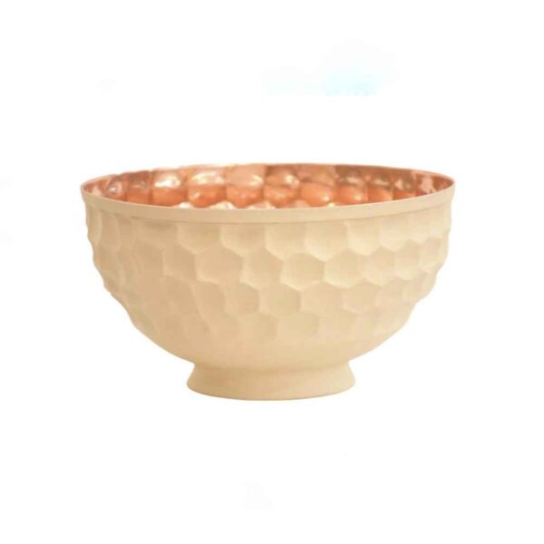 وعاء تقديم نحاسي مناسب للفواكه والحلويات مطرز كريم