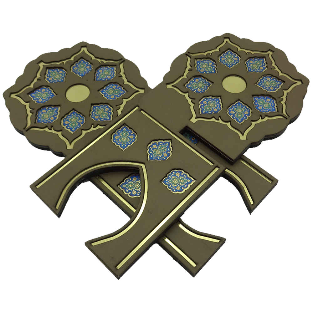 رَحْل خشبي قابل للطي للقرآن بنقشة هندسية إسلامية