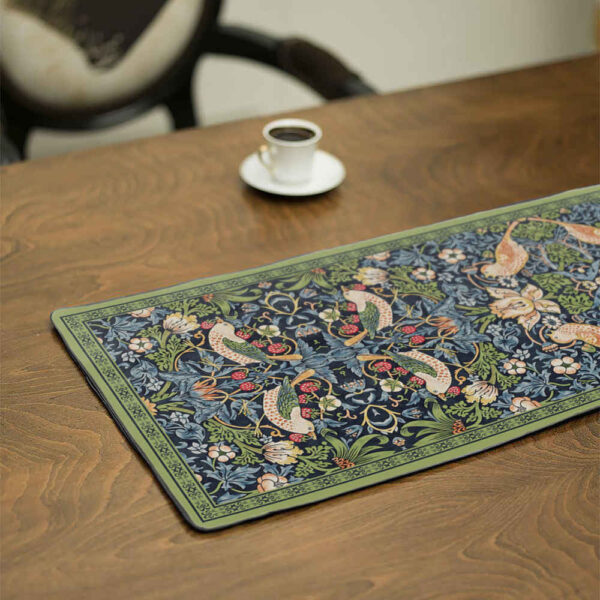 عداء طاولة حريري أخضر إيراني من نوع آرش