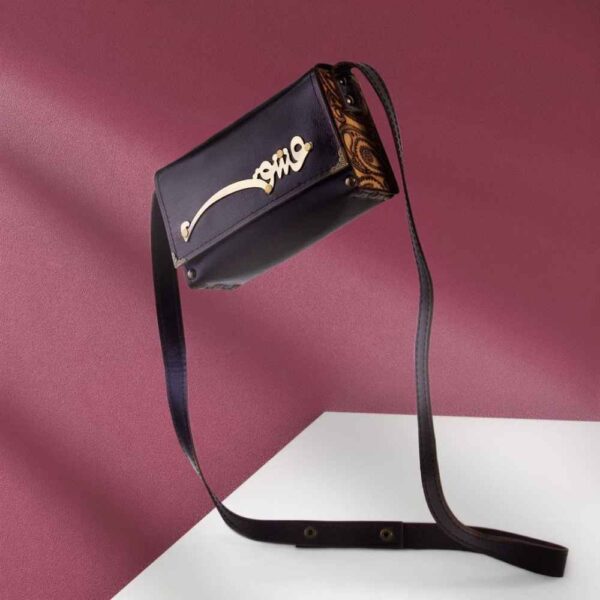 حقيبة كروس بودي فاخرة من الجلد المصنوع يدويًا - تصميم عشق الفارسي