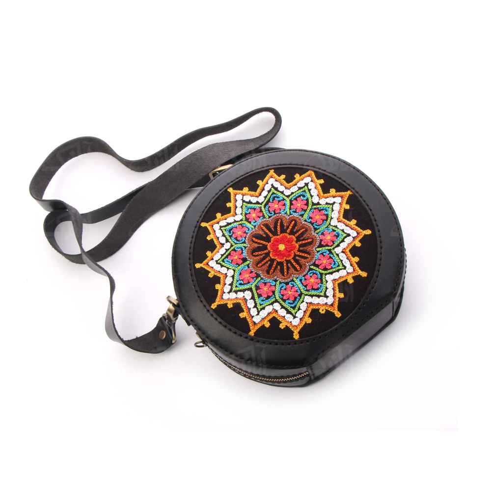 حقيبة كتف جلدية فارسية فاخرة – راشتي دوزي