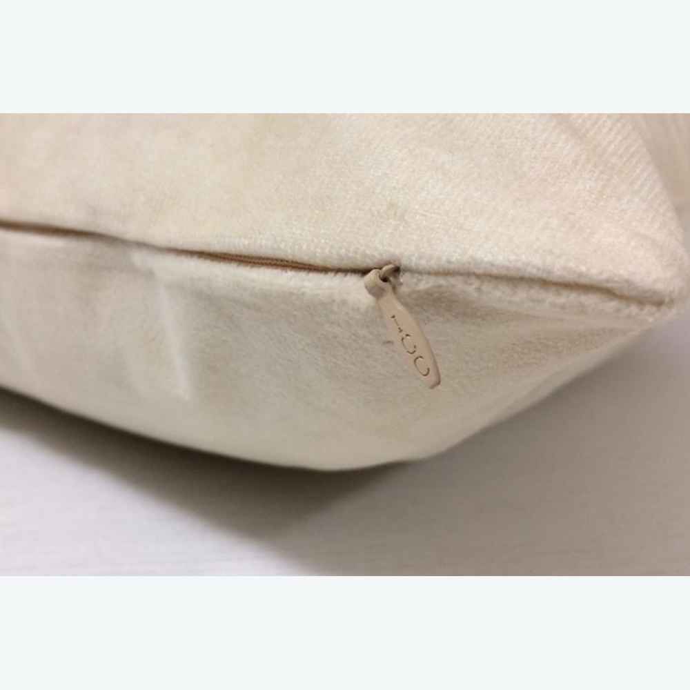 غطاء وسائد الخط الإيراني المخملي بنموذج يلدا (مجموعة من 2)