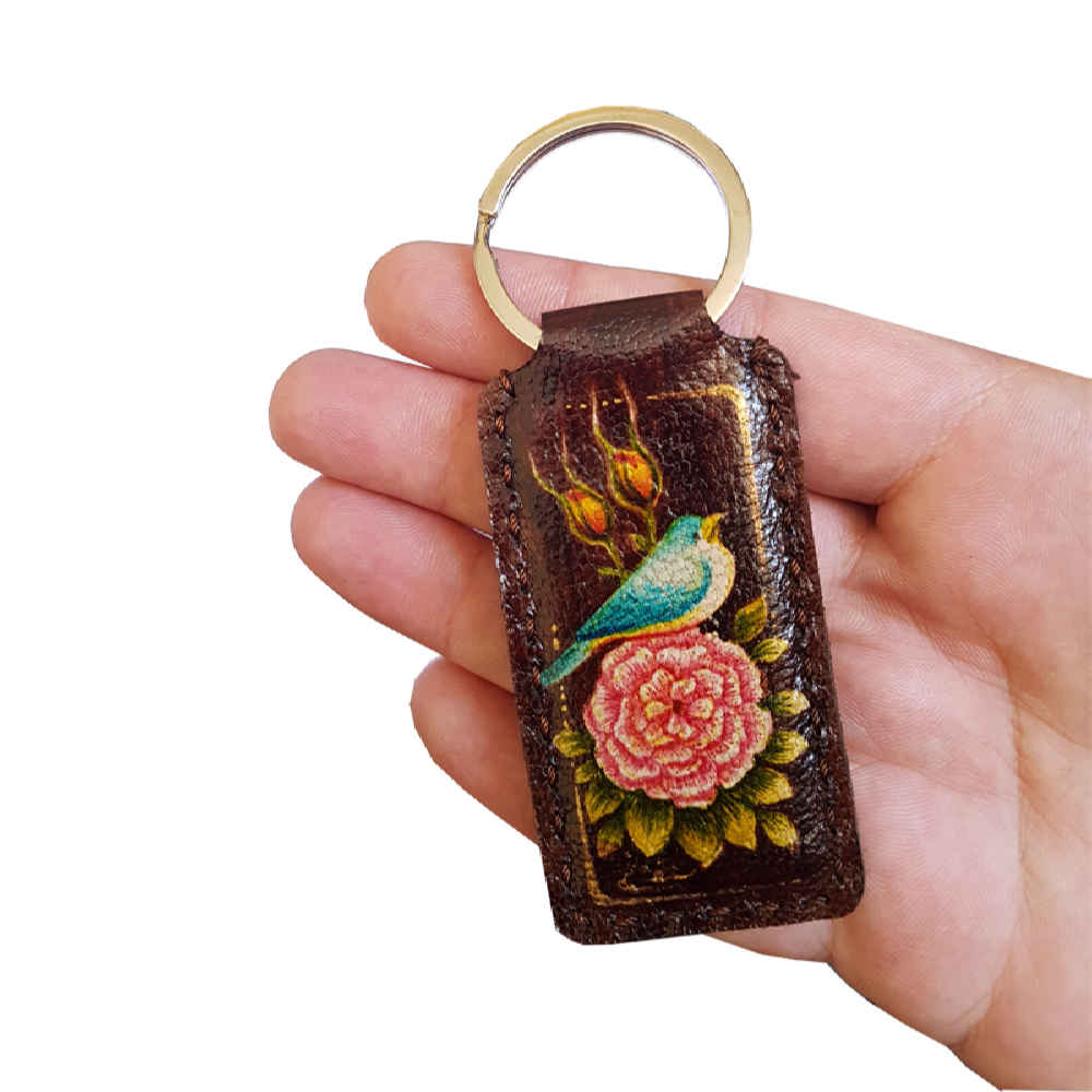 ميدالية مفاتيح جلدية إيرانية طراز طائر