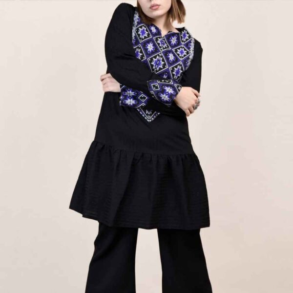 مانتو إيراني موديل سعيدة