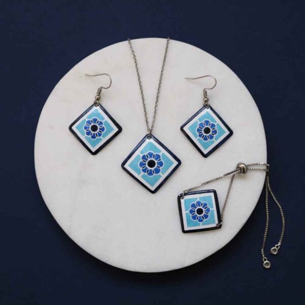 مجموعة مجوهرات إيرانية من ميناکاری موديل حافظ