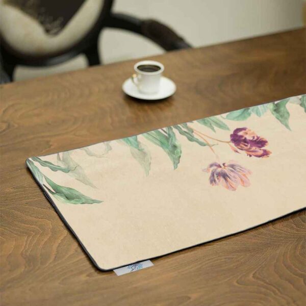 عداء طاولة حريري إيراني من نموذج شكوفه