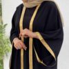 عباية تقليدية للنساء بأكمام فضفاضة وقماش ناعم