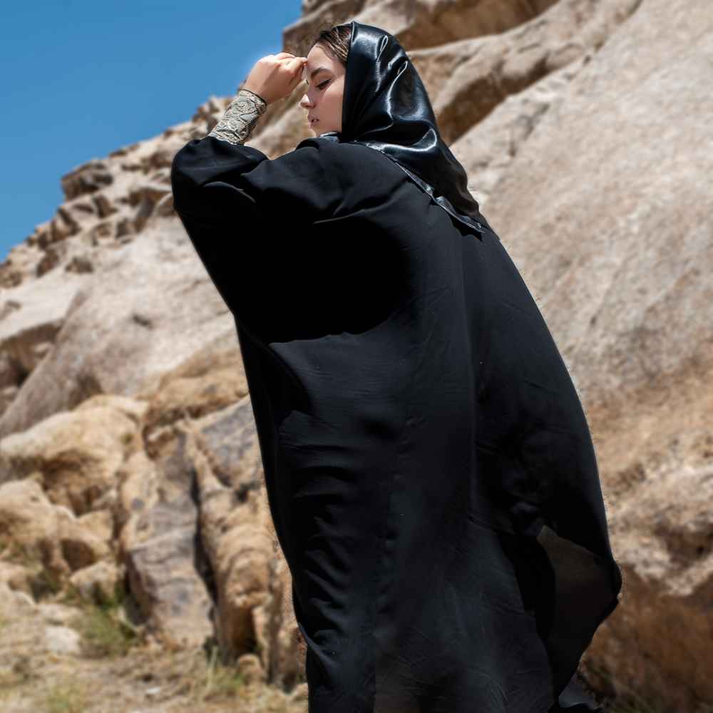 عباية الفراشة الأنيقة للنساء – تصميم مستوحى من الإيرانية