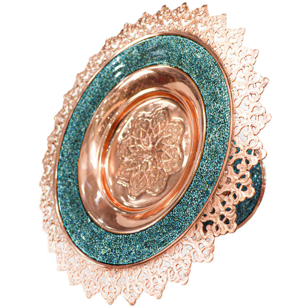 طبق حلوى نحاسي مزخرف بتطعيم الفيروز مع قاعدة – موديل عسَل