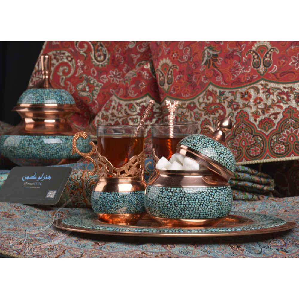مجموعة شاي وقهوة إيرانية من النحاس المصاغ يدويًا – مرصعة بالفيروز فريما