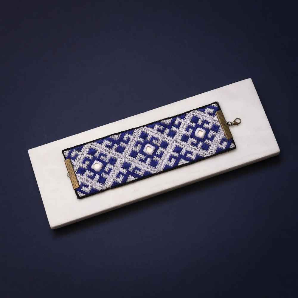 سوار مزخرف إيراني – مريم